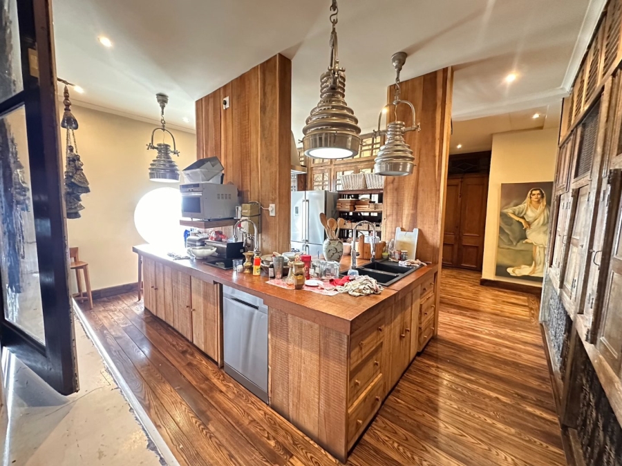 Commercial Property for Sale in Vredehoek Western Cape